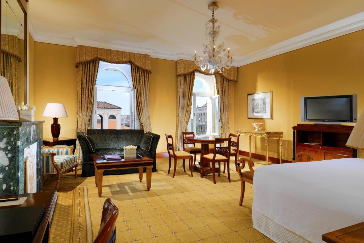 เดอะ เวสทิน เอ็กเซลซิเออร์ โรม Hotel ภายนอก รูปภาพ